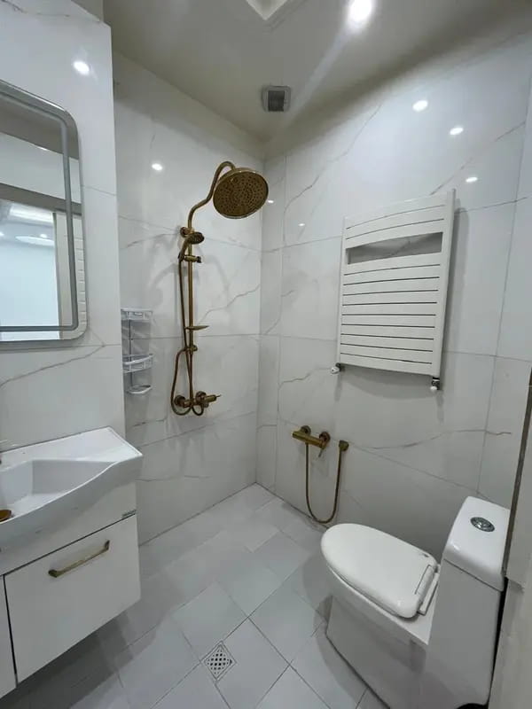 image شمال میرداماد/120 متر/کلید نخورده 0